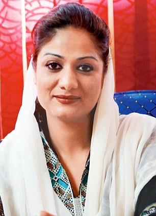 Knocking doors of separatists greatness of India: Dr Hina